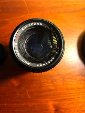 RMC TOKINA vintage manual focus 80-200mm zoom lens.